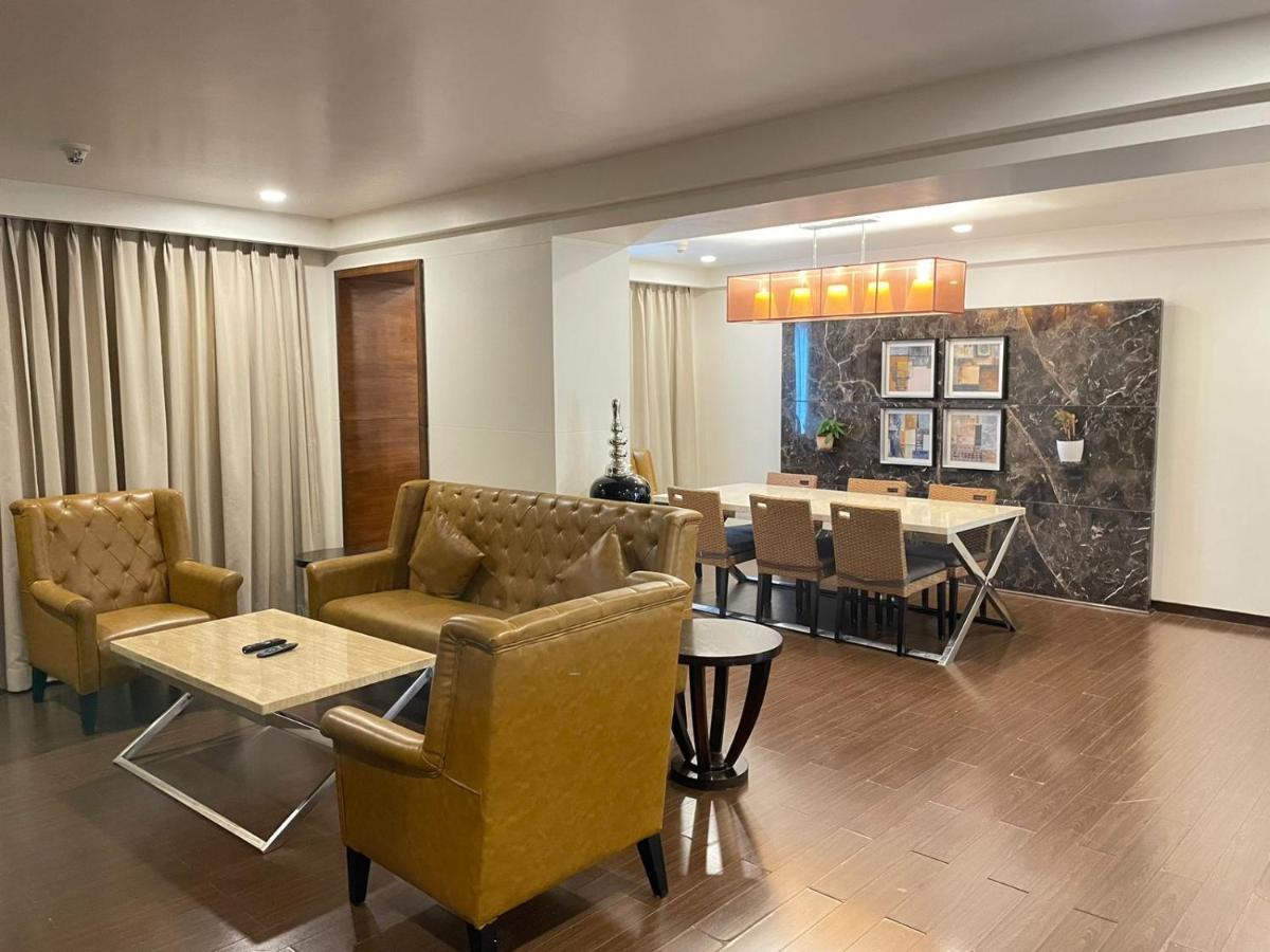 Paradigm Sarovar Portico Kakinada Exterior photo